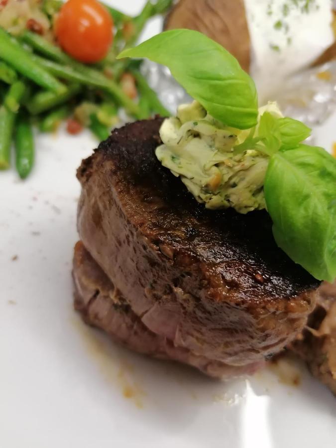 Steakhouse Fieg Hotel Fuschl am See Buitenkant foto
